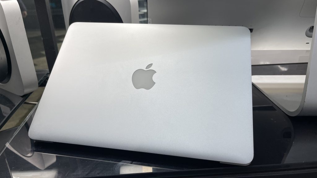 مکبوک نسل 5